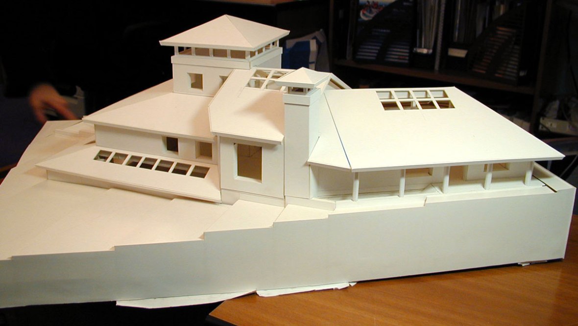 Дом на склоне. Макет. Вид с задней стороны