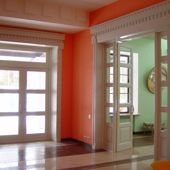 Фронтоны дверей в стиле классицизм